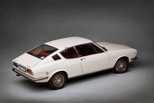 Audi 100 coupe sport retro - audi, s